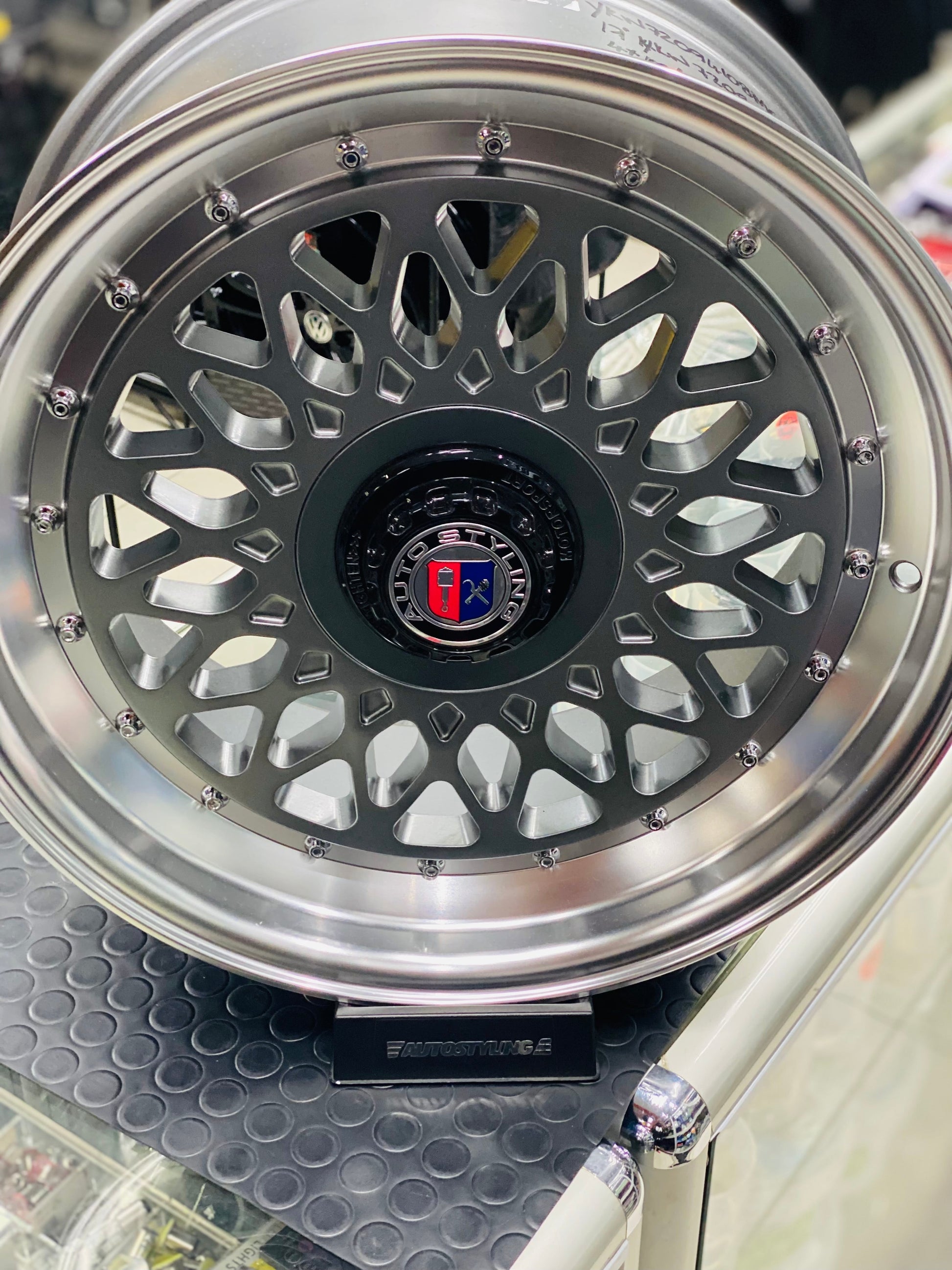 17'' AS-P/MESH 4/100 4/114GUNMETAL