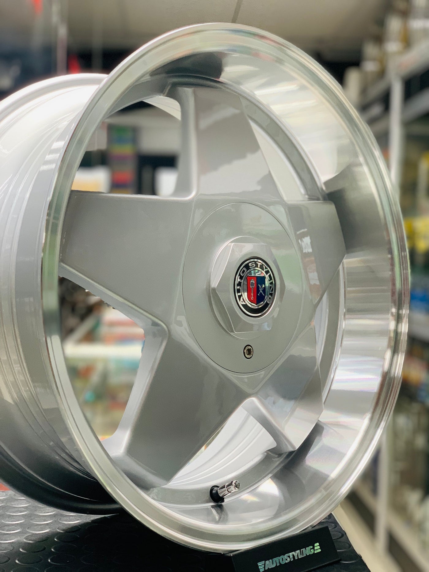 17” AS- BORB WHEELS