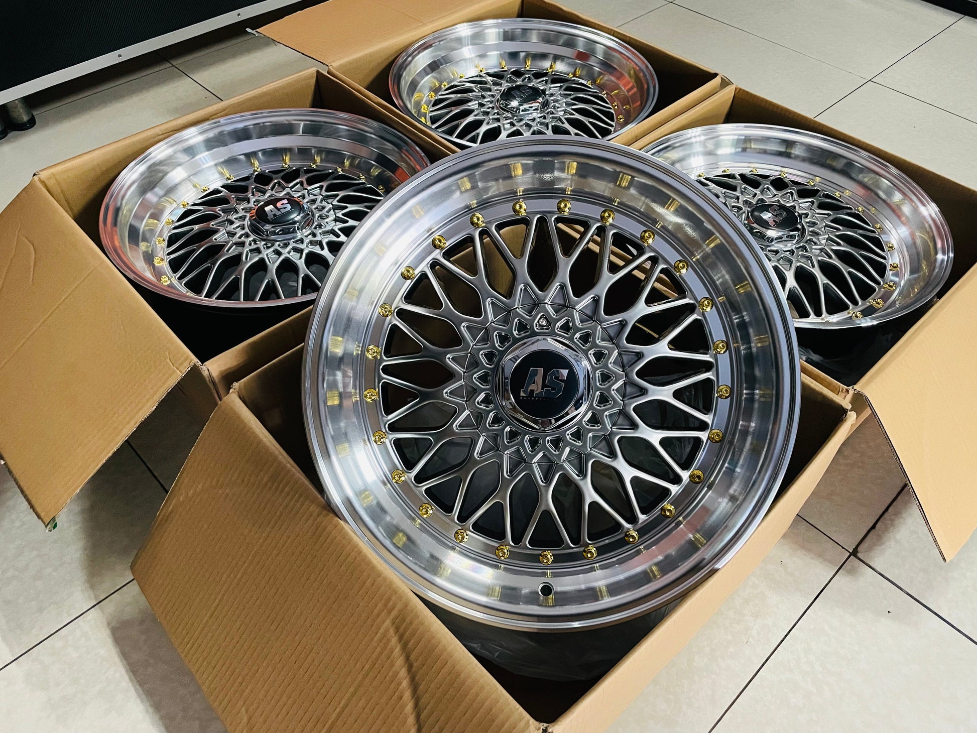 17" AS-008 4/100 & 4/108  GUNMETAL WHEELS