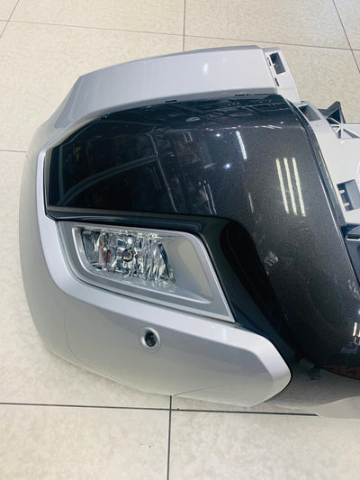 FORD RANGER WILDTRAK OEM FRONT BUMPER WITH FOGS