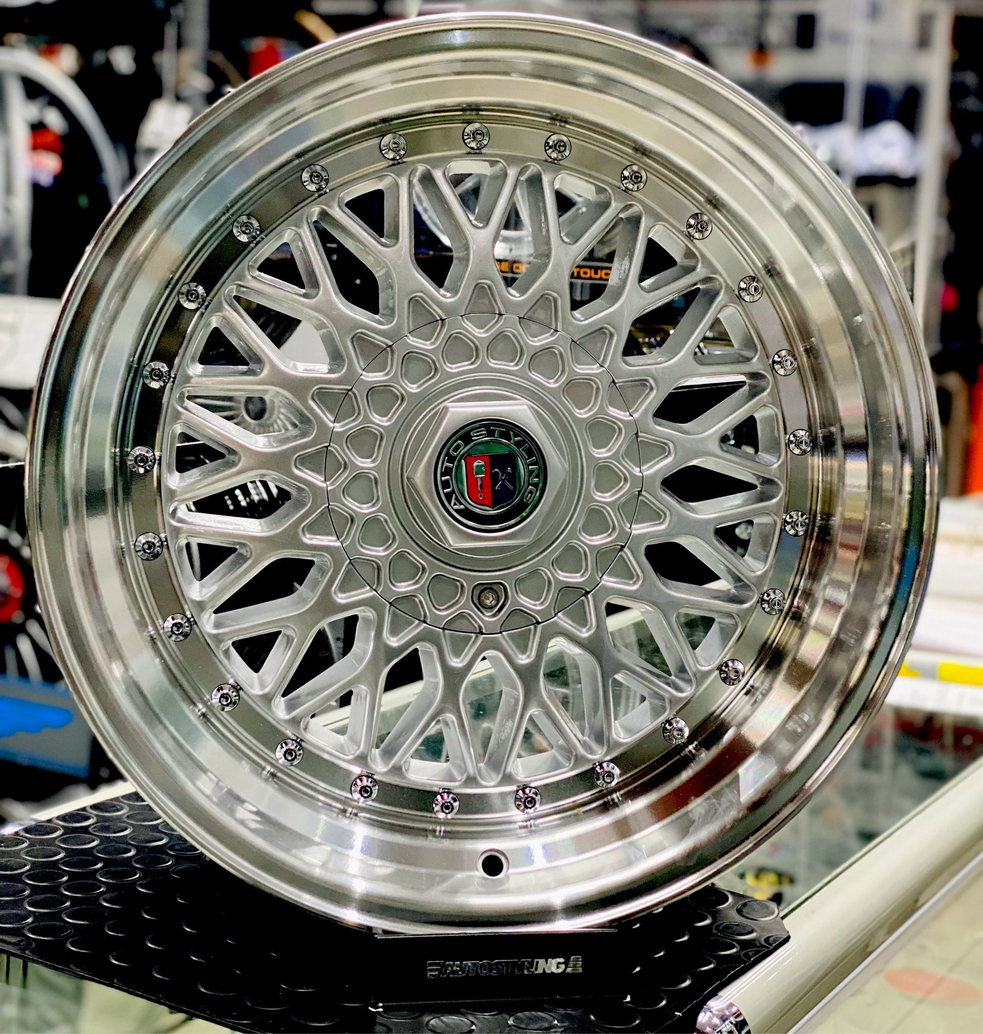 17” AS-MESH 8.5 4/100 4/114 SILVER