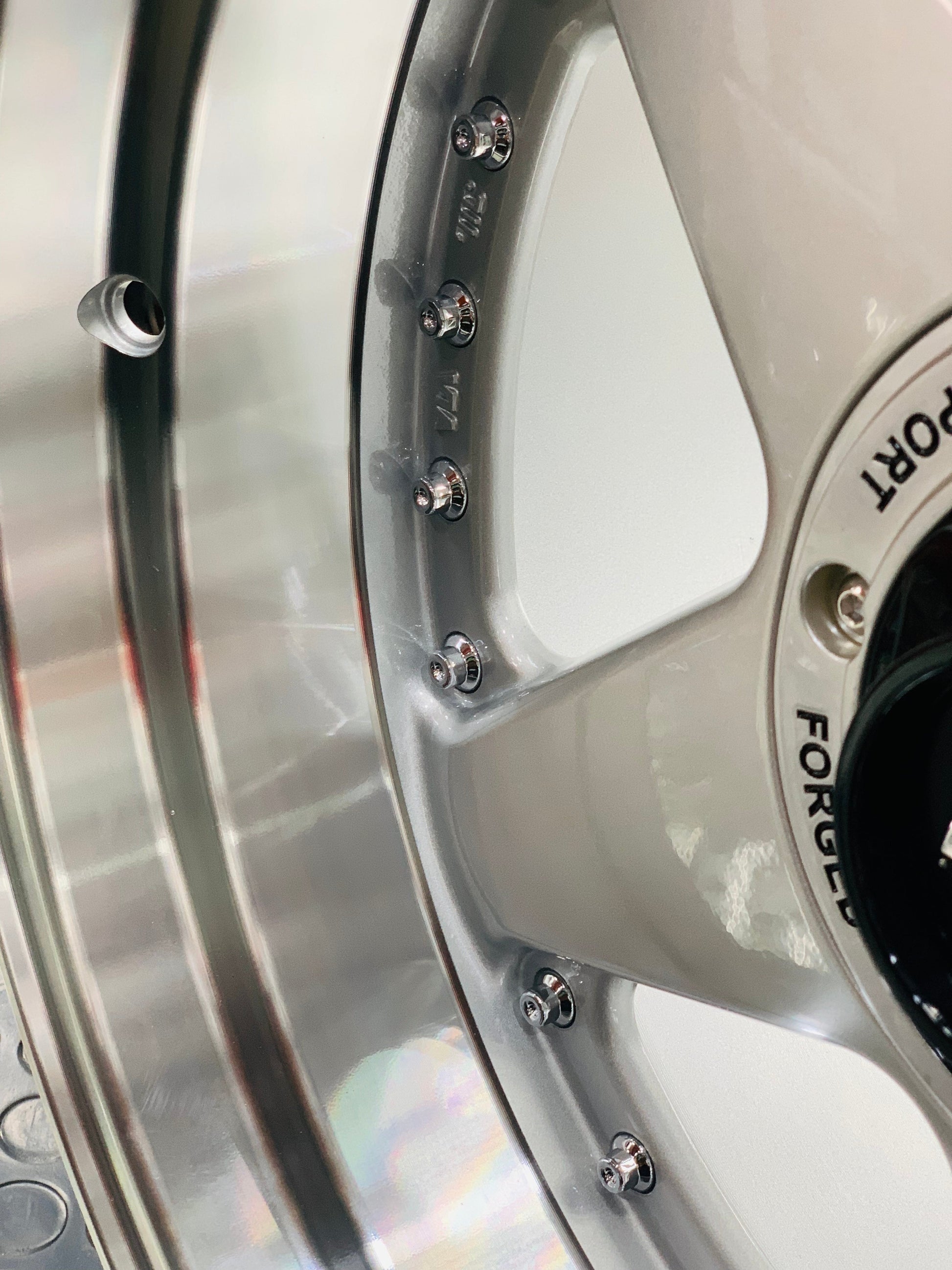 17” AS- 360 8.5/10j WHEELS