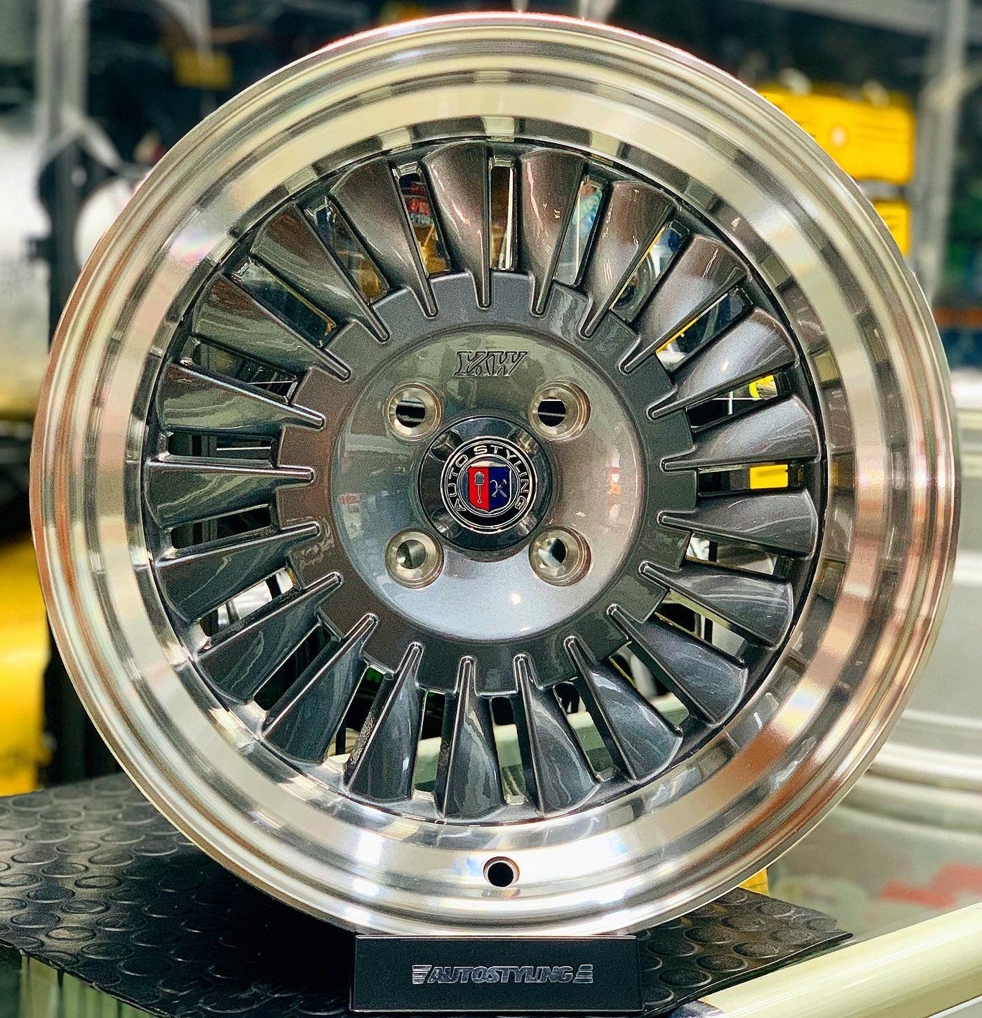 15” AS-PIRI 4/100 GUNMETAL WHEELS