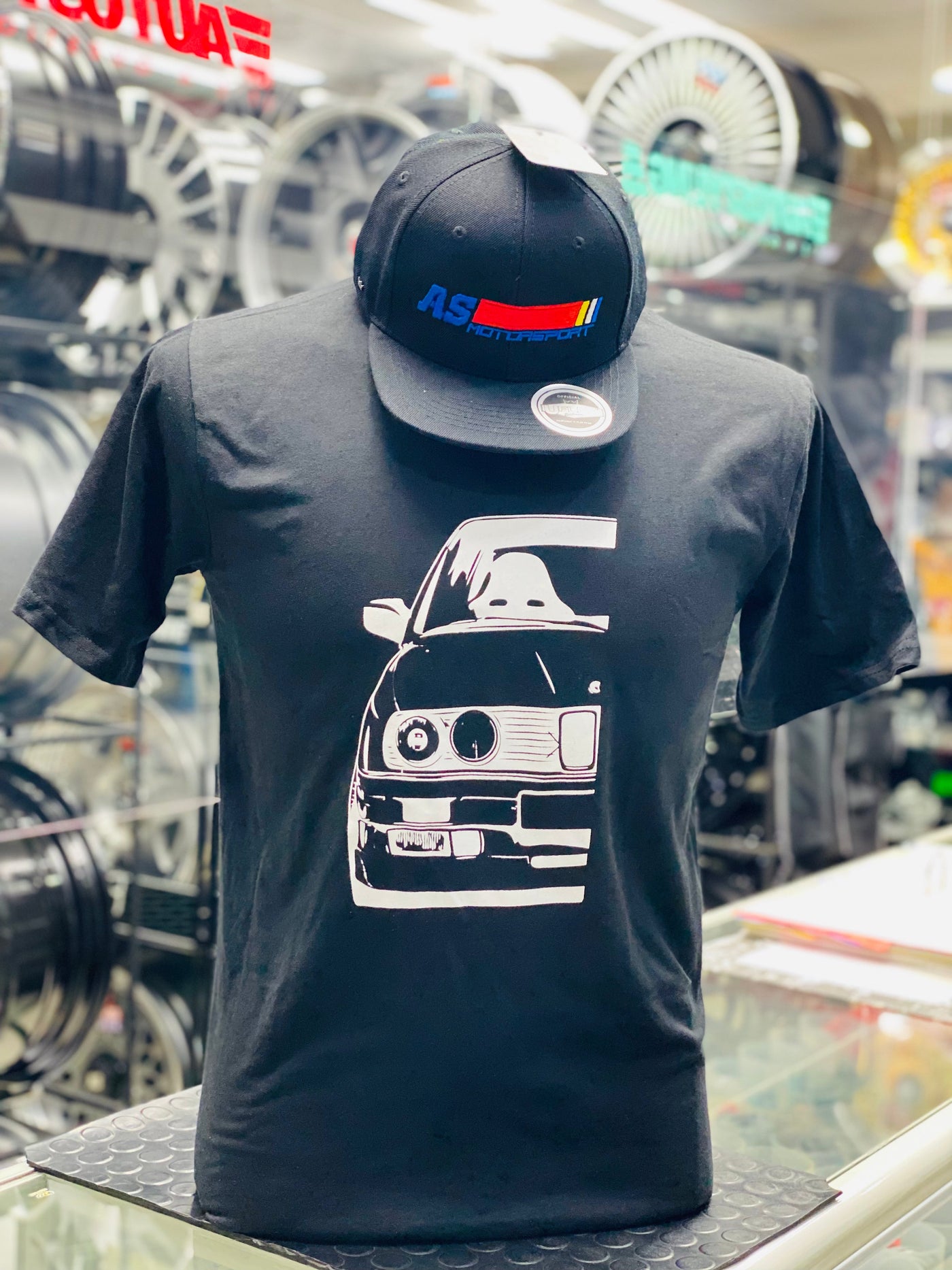 E30  T-SHIRT BLACK