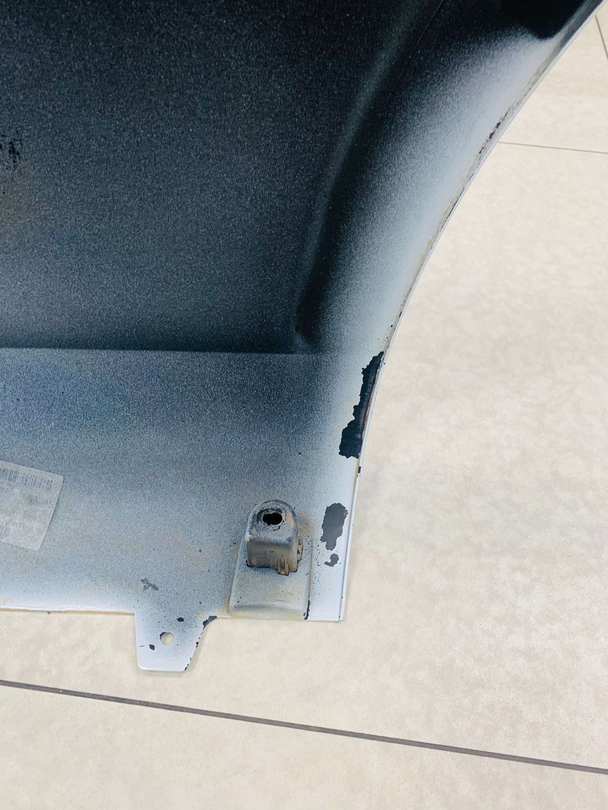 MERCEDES V CLASS OEM PREOWNED REAR BUMPER WHITE