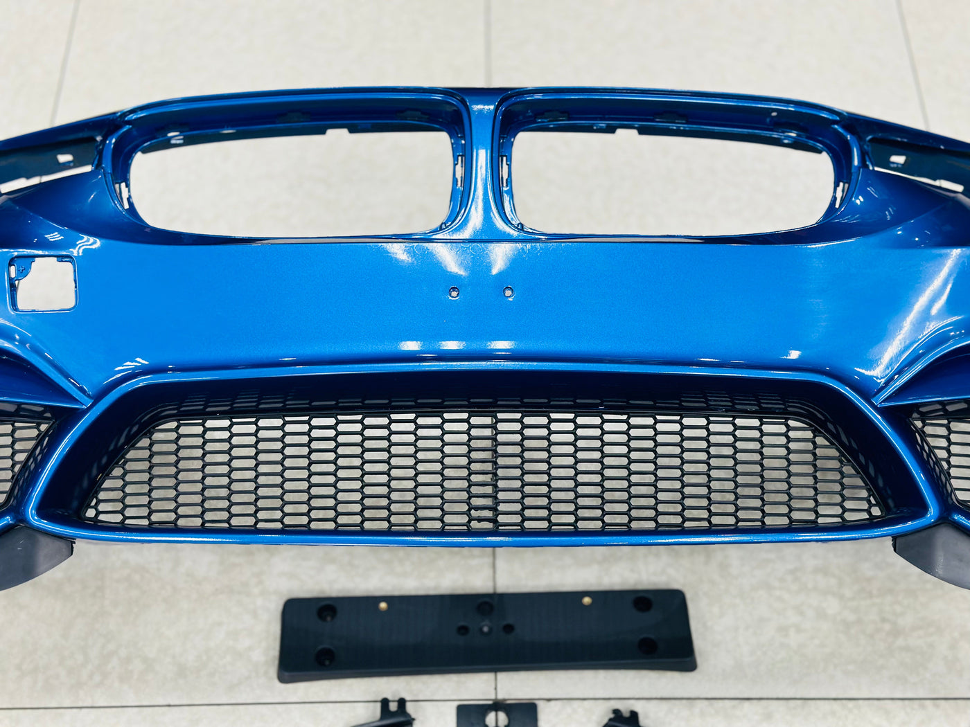 BMW F30 TO M3 UPGRADE BUMPER ( BLUE )