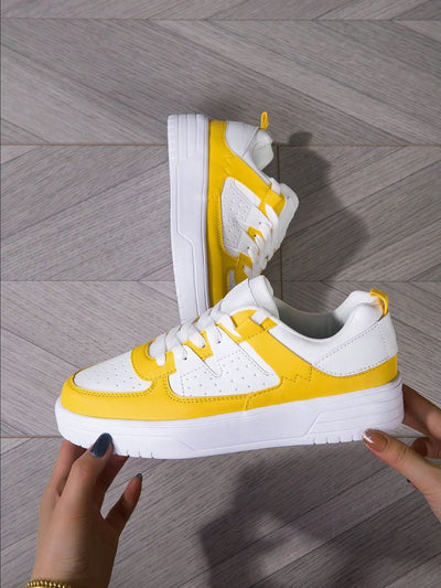 Unisex Minimalist Casual Sneakers