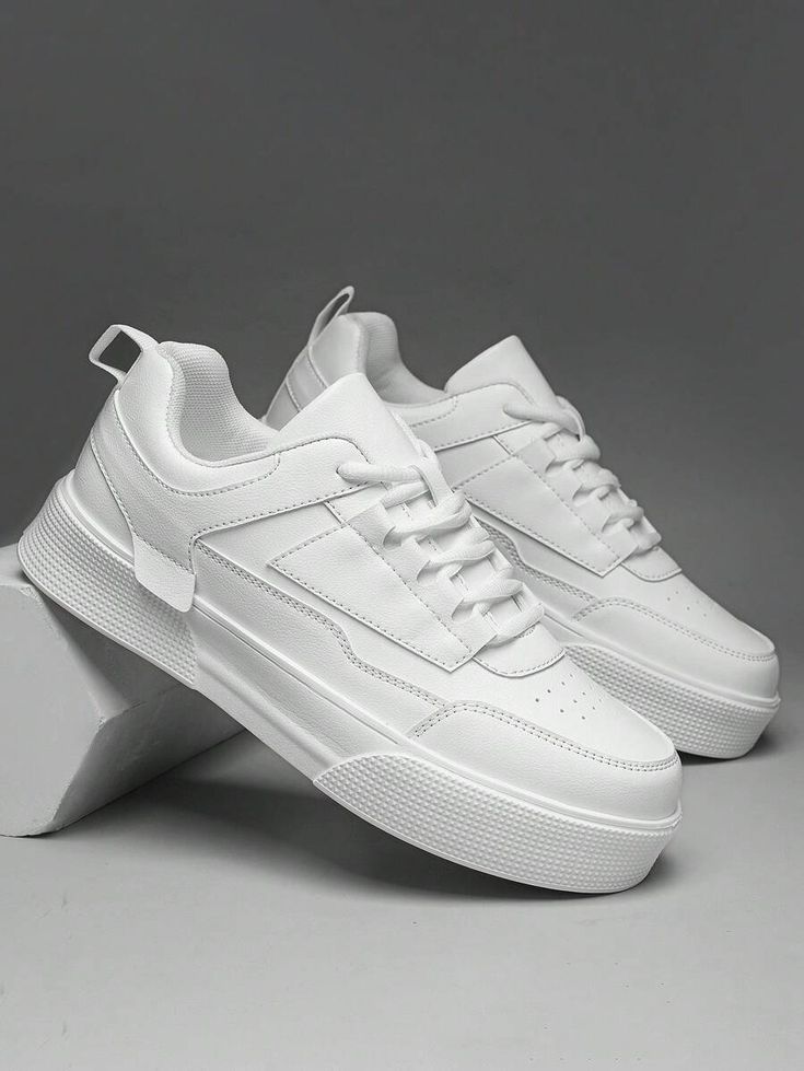 Men's Simple Patchwork Breathable Lace Up Thick Sole Casual Skate Shoes